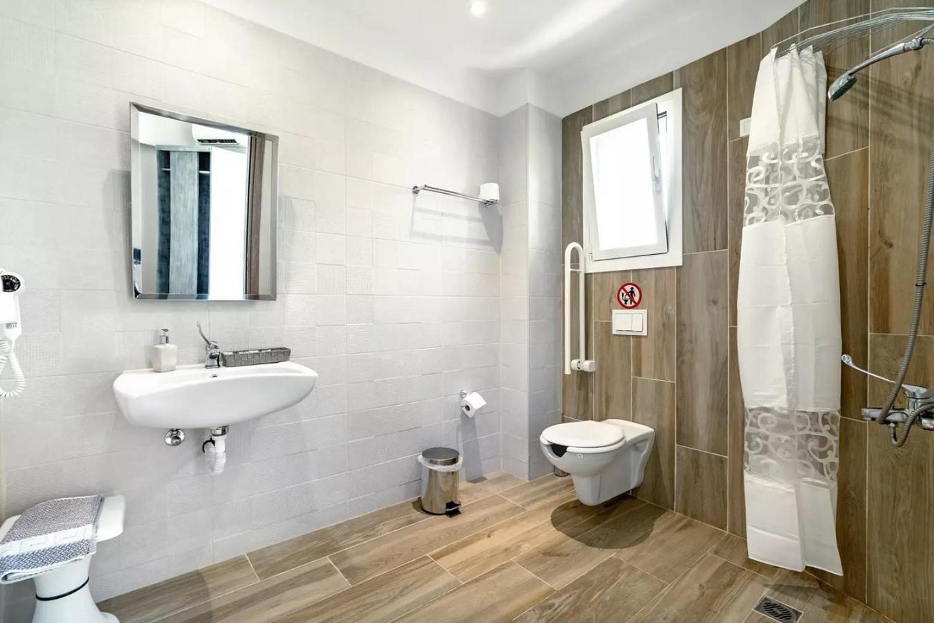 Blue Star Aparthotel 奈德里 外观 照片